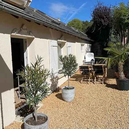 De L'abbaye Saint-Jean-aux-Bois (Oise)