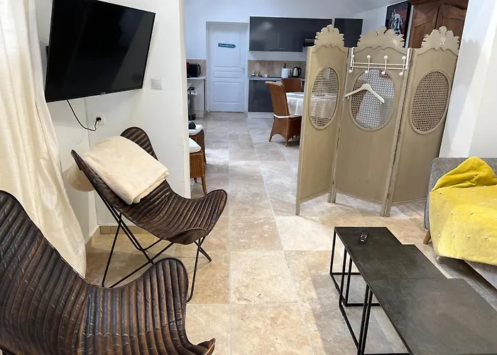 De L'abbaye Vakantiehuis Saint-Jean-aux-Bois (Oise)